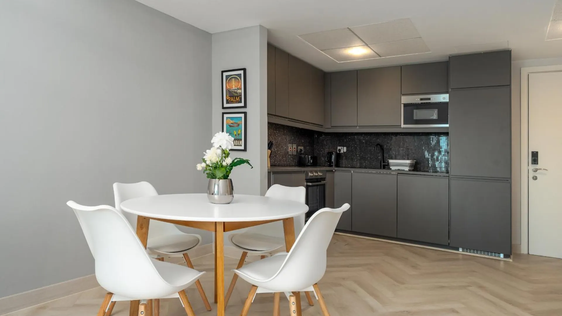 1 Bed, High Floor, 2 Minutes To Metro, Renovated Apartment Dubai