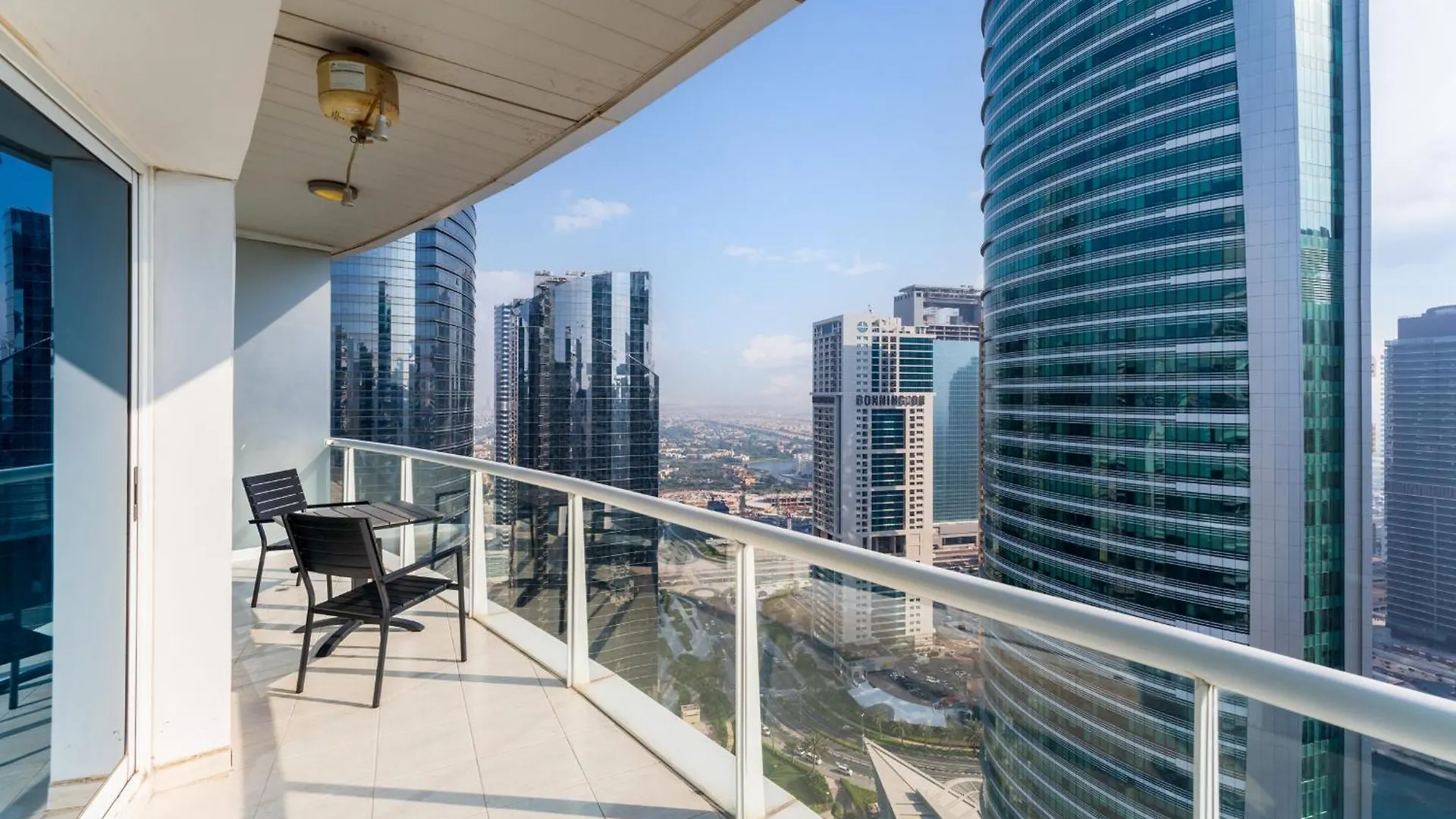 1 Bed, High Floor, 2 Minutes To Metro, Renovated Apartment Dubai